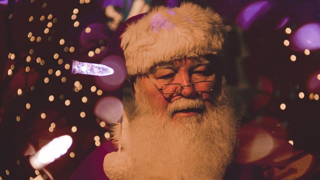 Cuando Papá Noel olvida las gafas, utiliza lentillas progresivas para compensar su vista cansada.